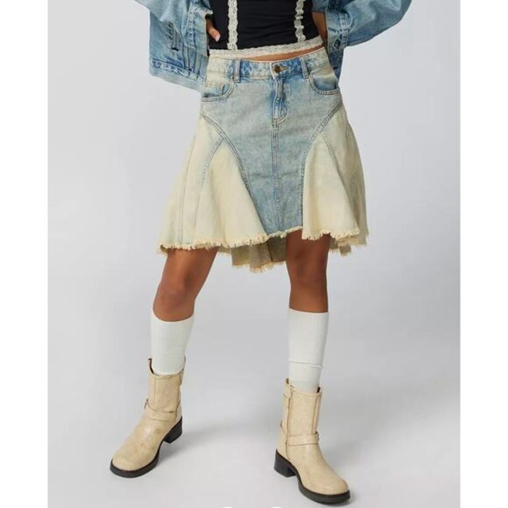 Urban Outfitters denim patch flared Y2K style skirt